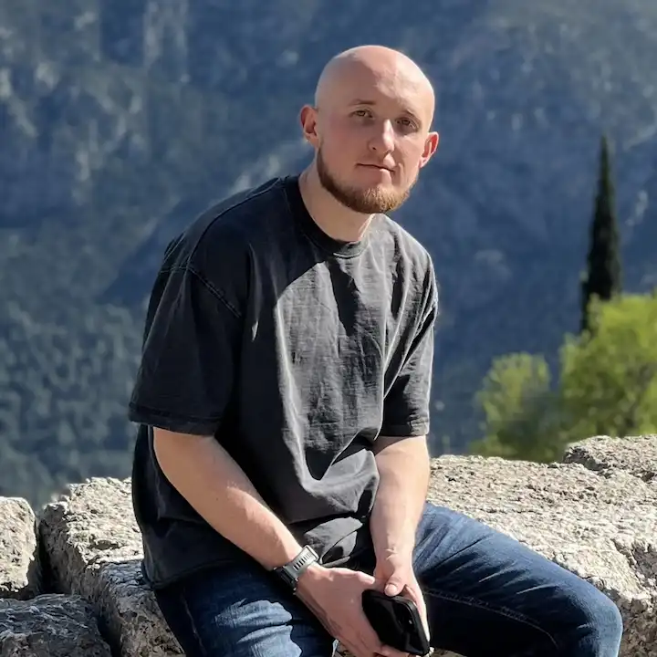 Aleks Szach